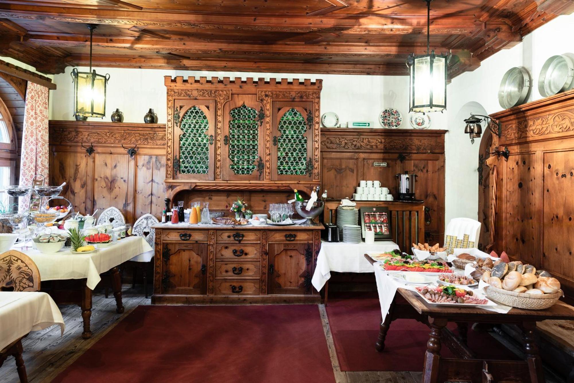 Isserwirt Sistrans Extérieur photo