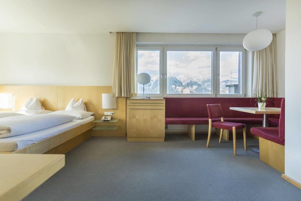 Isserwirt Sistrans Extérieur photo